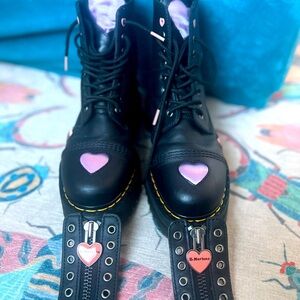 Doc Martens, special edition, Sinclair heart boot
